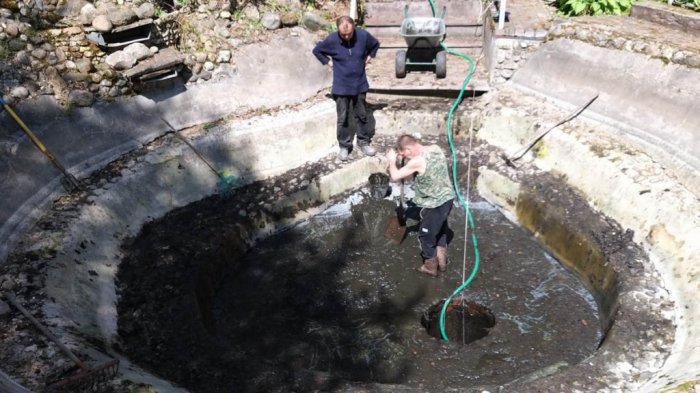 Виды очистки дачного водоема в Москве